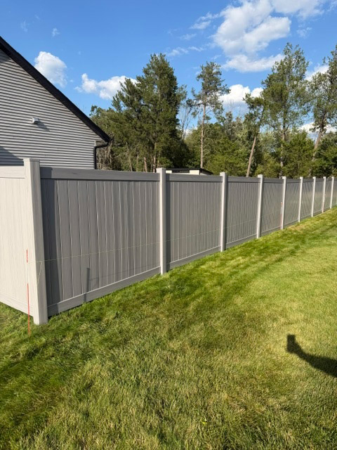 Magnolia Smooth-Grain Vinyl Fence Installation Project in Chippewa Falls, WI