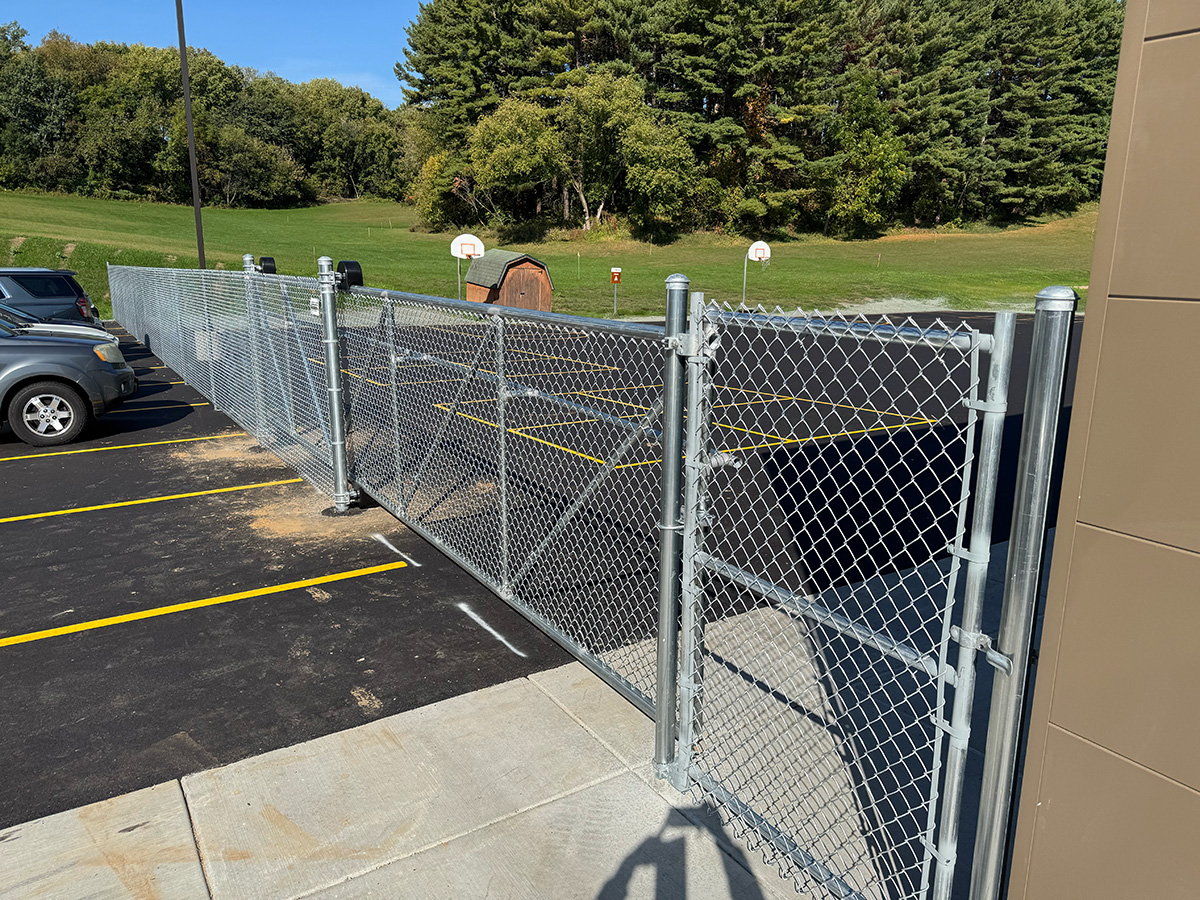 Fence installation example 4