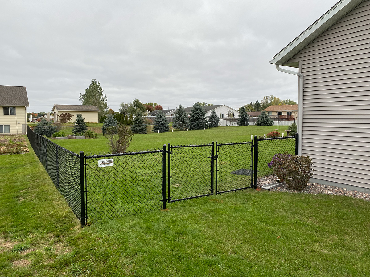 Fence installation example 4